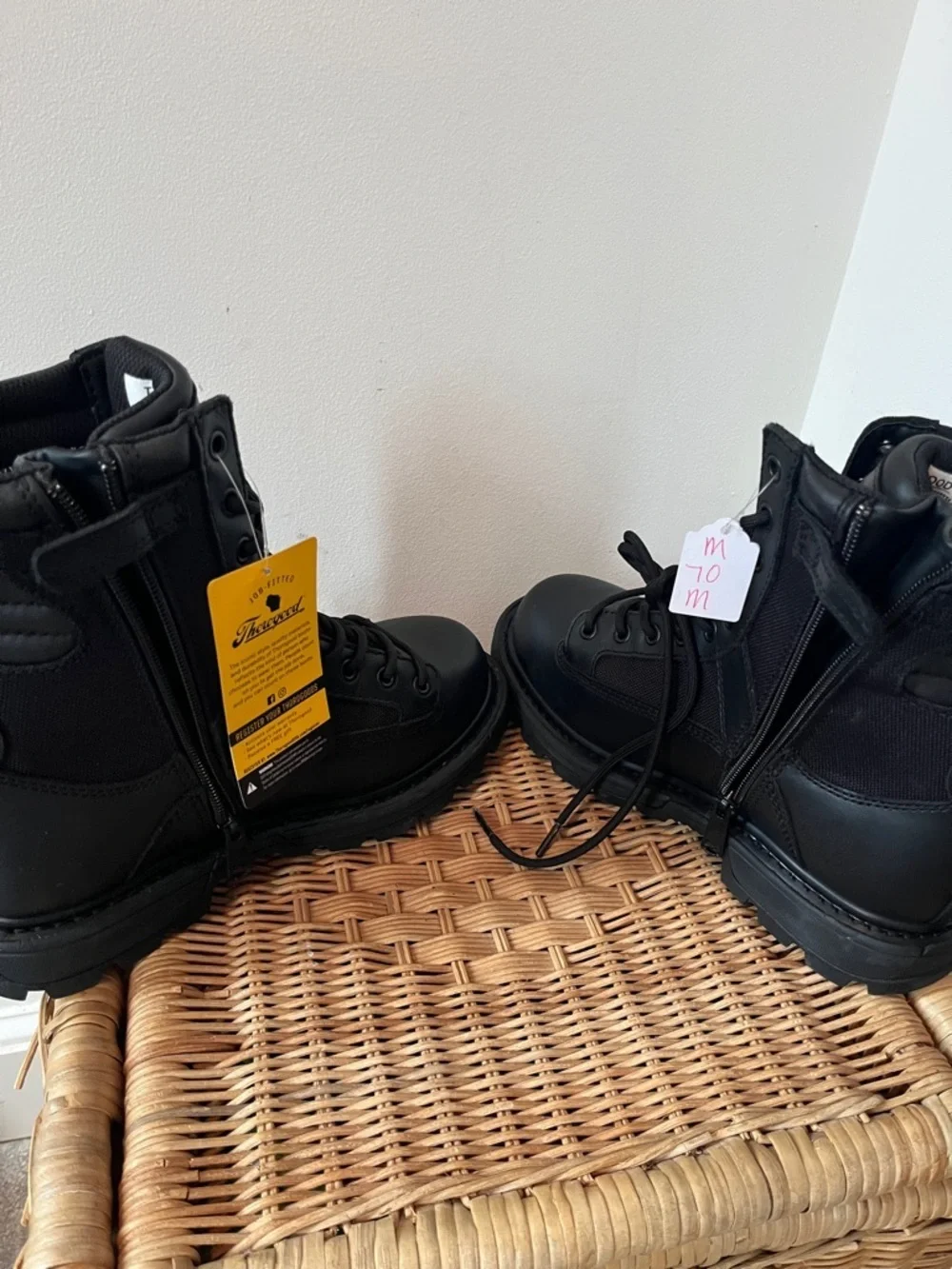 Thorogood 8” Tactical Waterproof Side Zip Boots Size 7M NWT